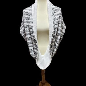 Tommy Hilfiger double layered circle scarf